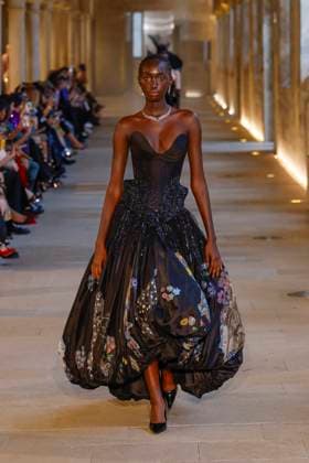 Rahul Mishra Fashion Show Haute Couture Fall Winter 2025 2026 Collection during Paris Fashion Week June 7th, 2025 Rahul Mishra Fashion Show Haute Couture Fall Winter 2025 2026 Collection , during Paris Fashion Week June 7th, 2025 Paris France  Copyright: xAgencex xBestimagexAgencex xBestimagex