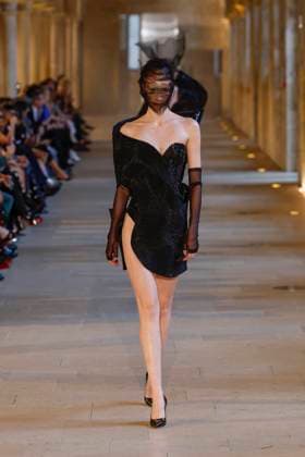 Rahul Mishra Fashion Show Haute Couture Fall Winter 2025 2026 Collection during Paris Fashion Week June 7th, 2025 Rahul Mishra Fashion Show Haute Couture Fall Winter 2025 2026 Collection , during Paris Fashion Week June 7th, 2025 Paris France  Copyright: xAgencex xBestimagexAgencex xBestimagex