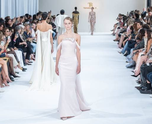 PARIS FASHION WEEK TAMARA RALPH FALL WINTER 26 sylvie lefort photography MAXPPP 07 07 2025 @sylvie Lefort Photography MAXPPP 07 07 25 Models present creations from the FALL WINTER 2025 2026 Haute Couture collection by TAMARA RALPH during the Paris Fashion Week, in Paris, France March 11th 2025 The presentation of the Womens collections from 7th July 2025 to 10th July 25  Copyright: xMAXPPPxsylviexlefortxphotographyx LFR202507085433 LFR202507085433