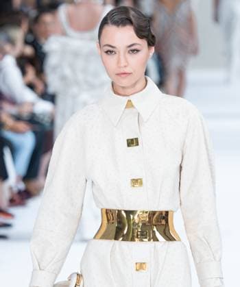 PARIS FASHION WEEK TAMARA RALPH FALL WINTER 26 sylvie lefort photography MAXPPP 07 07 2025 @sylvie Lefort Photography MAXPPP 07 07 25 Models present creations from the FALL WINTER 2025 2026 Haute Couture collection by TAMARA RALPH during the Paris Fashion Week, in Paris, France March 11th 2025 The presentation of the Womens collections from 7th July 2025 to 10th July 25  Copyright: xMAXPPPxsylviexlefortxphotographyx LFR202507085418 LFR202507085418