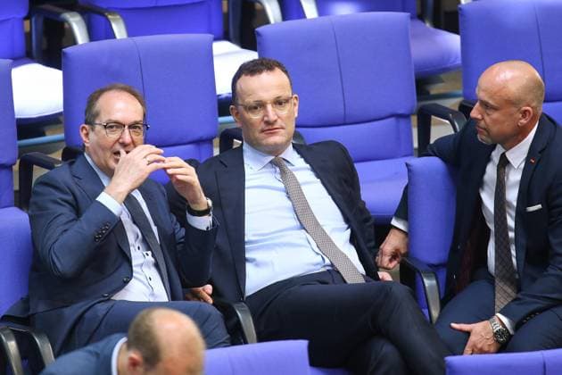 News Themen der Woche KW28 Berlin, Deutschland, 08.07.2025: Deutscher Bundestag: 16. Bundestagssitzung - Haushaltswoche: Bundesminister des Innern Alexander Dobrindt (CSU), Jens Spahn (CDU), Alexander Hoffmann (CSU) *** Berlin, Germany, 08 07 2025 German Bundestag 16 Bundestag session Budget week Federal Minister of the Interior Alexander Dobrindt CSU , Jens Spahn CDU , Alexander Hoffmann CSU Copyright: xdtsxNachrichtenagenturx dts_73930