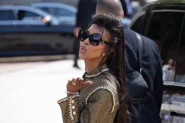 PFW Chanel Outside Arrivals NB Naomi Campbell arriving at the Chanel show as part of Haute Couture Fashion Week on July 08, 2025 in Paris, France. Photo by Nasser Berzane ABACAPRESS.COM Paris France  Copyright: xBerzanexNasser ABACAx