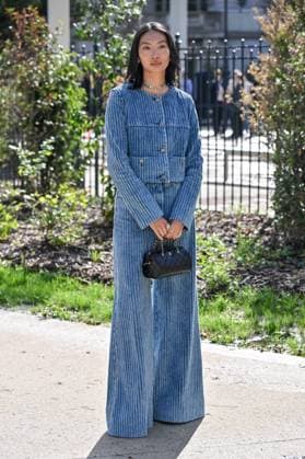 PFW Chanel Outside Arrivals Constance Tsang arriving at the Chanel show as part of Haute Couture Fashion Week in Paris, France on July, 8, 2025. Photo by Julien Reynaud APS-Medias ABACAPRESS.COM Paris France  Copyright: xReynaudxJulien APS-Medias ABACAx