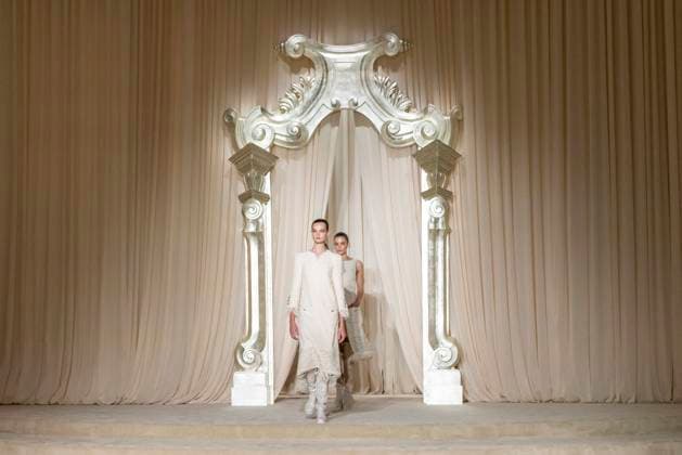 Chanel Haute Couture Collection Fall Winter 2025 2026 show as part of Paris Fashion Week PFW , au Grand Palais, à Paris, FRance, le 8 juillet 2025 Olivier Borde Bestimage Runway during the Chanel Haute Couture Fall Winter 2025 2026 show as part of Paris Fashion Week on July 08, 2025 in Paris, France Paris France  Copyright: xOLIVIERxBORDEx xBESTIMAGExOLIVIERxBORDEx xBESTIMAGEx