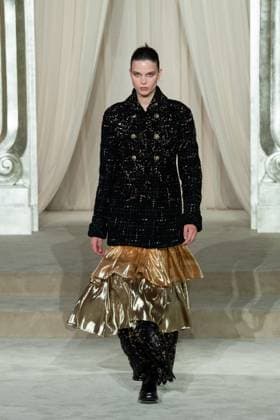 PFW Chanel Runway AM A model walks the runway during the Chanel Haute Couture Fall Winter 2025 2026 show as part of Paris Fashion Week in Paris, France on July 08, 2025. Photo by Aurore Marechal ABACAPRESS.COM Paris France  Copyright: xMarechalxAurore ABACAx