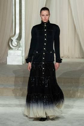 PFW Chanel Runway AM A model walks the runway during the Chanel Haute Couture Fall Winter 2025 2026 show as part of Paris Fashion Week in Paris, France on July 08, 2025. Photo by Aurore Marechal ABACAPRESS.COM Paris France  Copyright: xMarechalxAurore ABACAx