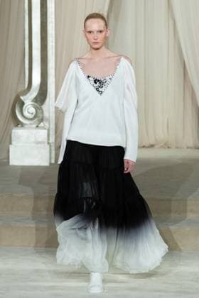 PFW Chanel Runway AM A model walks the runway during the Chanel Haute Couture Fall Winter 2025 2026 show as part of Paris Fashion Week in Paris, France on July 08, 2025. Photo by Aurore Marechal ABACAPRESS.COM Paris France  Copyright: xMarechalxAurore ABACAx