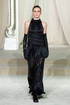 PFW Chanel Runway AM A model walks the runway during the Chanel Haute Couture Fall Winter 2025 2026 show as part of Paris Fashion Week in Paris, France on July 08, 2025. Photo by Aurore Marechal ABACAPRESS.COM Paris France  Copyright: xMarechalxAurore ABACAx