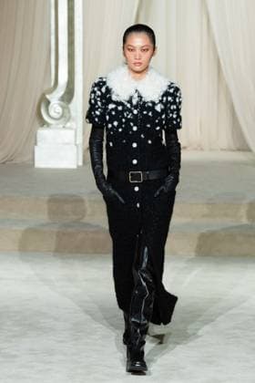 PFW Chanel Runway AM A model walks the runway during the Chanel Haute Couture Fall Winter 2025 2026 show as part of Paris Fashion Week in Paris, France on July 08, 2025. Photo by Aurore Marechal ABACAPRESS.COM Paris France  Copyright: xMarechalxAurore ABACAx