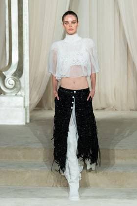 PFW Chanel Runway AM A model walks the runway during the Chanel Haute Couture Fall Winter 2025 2026 show as part of Paris Fashion Week in Paris, France on July 08, 2025. Photo by Aurore Marechal ABACAPRESS.COM Paris France  Copyright: xMarechalxAurore ABACAx