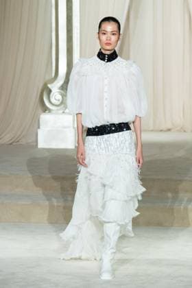 PFW Chanel Runway AM A model walks the runway during the Chanel Haute Couture Fall Winter 2025 2026 show as part of Paris Fashion Week in Paris, France on July 08, 2025. Photo by Aurore Marechal ABACAPRESS.COM Paris France  Copyright: xMarechalxAurore ABACAx