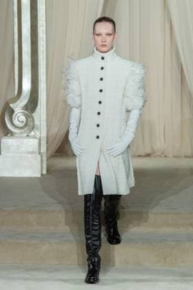 PFW Chanel Runway AM A model walks the runway during the Chanel Haute Couture Fall Winter 2025 2026 show as part of Paris Fashion Week in Paris, France on July 08, 2025. Photo by Aurore Marechal ABACAPRESS.COM Paris France  Copyright: xMarechalxAurore ABACAx