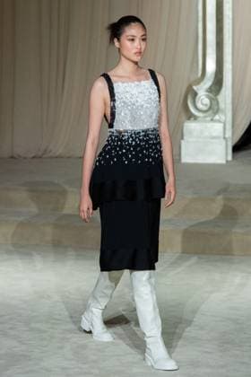 PFW Chanel Runway AM A model walks the runway during the Chanel Haute Couture Fall Winter 2025 2026 show as part of Paris Fashion Week in Paris, France on July 08, 2025. Photo by Aurore Marechal ABACAPRESS.COM Paris France  Copyright: xMarechalxAurore ABACAx