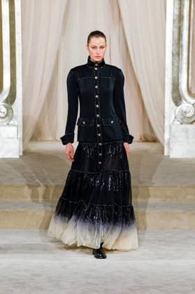 Chanel Haute Couture Collection Fall Winter 2025 2026 show as part of Paris Fashion Week PFW , au Grand Palais, à Paris, FRance, le 8 juillet 2025 Bestimage Runway during the Chanel Haute Couture Fall Winter 2025 2026 show as part of Paris Fashion Week on July 08, 2025 in Paris, France Paris France  Copyright: xAgencex xBestimagexAgencex xBestimagex
