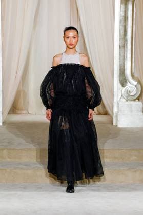 Chanel Haute Couture Collection Fall Winter 2025 2026 show as part of Paris Fashion Week PFW , au Grand Palais, à Paris, FRance, le 8 juillet 2025 Bestimage Runway during the Chanel Haute Couture Fall Winter 2025 2026 show as part of Paris Fashion Week on July 08, 2025 in Paris, France Paris France  Copyright: xAgencex xBestimagexAgencex xBestimagex