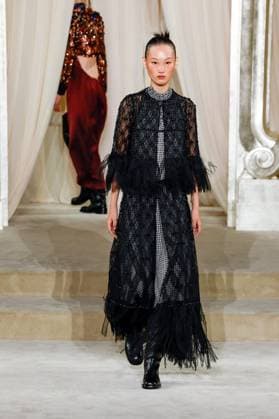 Chanel Haute Couture Collection Fall Winter 2025 2026 show as part of Paris Fashion Week PFW , au Grand Palais, à Paris, FRance, le 8 juillet 2025 Bestimage Runway during the Chanel Haute Couture Fall Winter 2025 2026 show as part of Paris Fashion Week on July 08, 2025 in Paris, France Paris France  Copyright: xAgencex xBestimagexAgencex xBestimagex