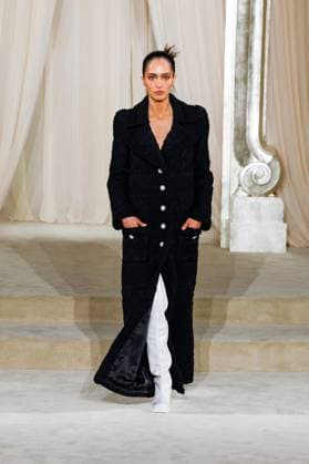 Chanel Haute Couture Collection Fall Winter 2025 2026 show as part of Paris Fashion Week PFW , au Grand Palais, à Paris, FRance, le 8 juillet 2025 Bestimage Runway during the Chanel Haute Couture Fall Winter 2025 2026 show as part of Paris Fashion Week on July 08, 2025 in Paris, France Paris France  Copyright: xAgencex xBestimagexAgencex xBestimagex
