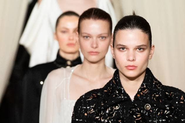 PFW Chanel Runway AM Models walk the runway during the Chanel Haute Couture Fall Winter 2025 2026 show as part of Paris Fashion Week in Paris, France on July 08, 2025. Photo by Aurore Marechal ABACAPRESS.COM Paris France  Copyright: xMarechalxAurore ABACAx