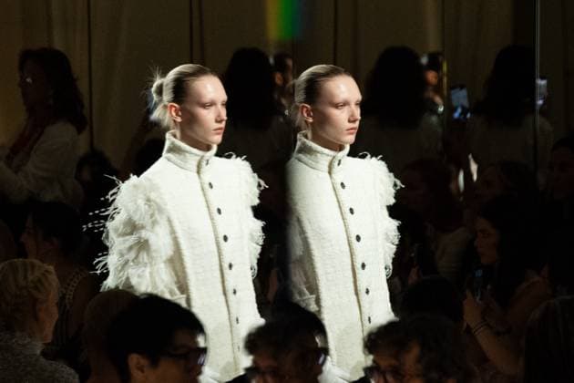 PFW Chanel Runway AM A model walks the runway during the Chanel Haute Couture Fall Winter 2025 2026 show as part of Paris Fashion Week in Paris, France on July 08, 2025. Photo by Aurore Marechal ABACAPRESS.COM Paris France  Copyright: xMarechalxAurore ABACAx