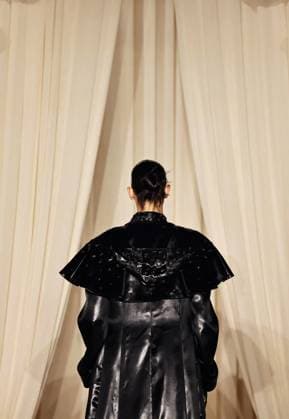 (250708) -- PARIS, July 8, 2025 -- A model presents a creation from the haute couture Fall-Winter 2025 2026 collections by French fashion house Chanel during the Paris Haute Couture Week, in Paris, France, on July 8, 2025. ) FRANCE-PARIS-HAUTE COUTURE WEEK-CHANEL GaoxJing 