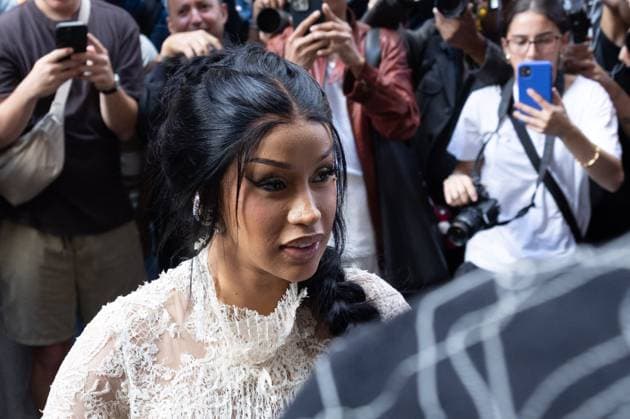 PFW ASHI Outside Arrivals NB Cardi B arriving at the ASHI show as part of Haute Couture Fashion Week on July 08, 2025 in Paris, France. Photo by Nasser Berzane ABACAPRESS.COM Paris France  Copyright: xBerzanexNasser ABACAx