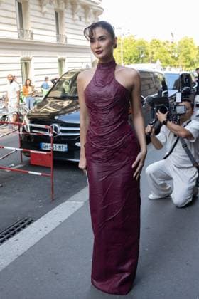 PFW ASHI Outside Arrivals NB Pia Wurtzbach arriving at the ASHI show as part of Haute Couture Fashion Week on July 08, 2025 in Paris, France. Photo by Nasser Berzane ABACAPRESS.COM Paris France  Copyright: xBerzanexNasser ABACAx