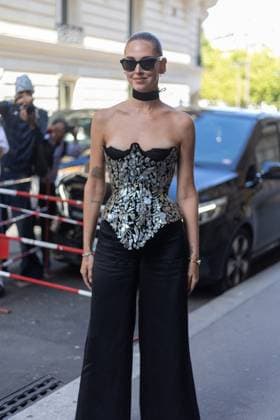 PFW ASHI Outside Arrivals NB Chiara Ferragni arriving at the ASHI show as part of Haute Couture Fashion Week on July 08, 2025 in Paris, France. Photo by Nasser Berzane ABACAPRESS.COM Paris France  Copyright: xBerzanexNasser ABACAx