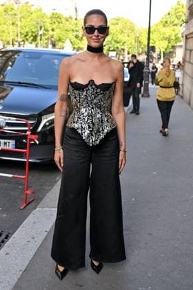 PFW Ashi Studio Outside Arrivals Chiara Ferragni arriving at the Ashi Studio show as part of Haute Couture Fashion Week in Paris, France on July, 8, 2025. Photo by Julien Reynaud APS-Medias ABACAPRESS.COM Paris France  Copyright: xReynaudxJulien APS-Medias ABACAx
