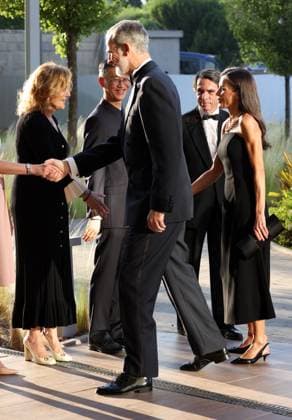 The King and Queen of Spain preside over the presentation of the 105th edition of the ABC Mariano de Cavia, Luca de Tena and Mingote Journalism Awards King Felipe and Queen Letizia attend the presentation of the ABC Mariano de Cavia, Luca de Tena and Mingote Journalism Awards, on July 8, 2025, in Madrid Spain In this edition of the ABC Journalism Awards, Mariano de Cavia to Jorge Fernández Díaz, Luca de Tena to Carlos Alsina and Mingote to Txema Rodríguez PERIODISM AWARDS GENTE José Madrid Madrid Spain  Copyright: xJosÃ xRuizx 6847287