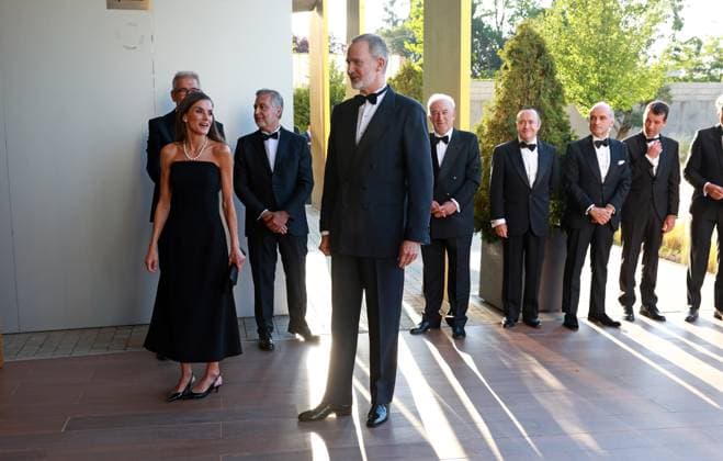 The King and Queen of Spain preside over the presentation of the 105th edition of the ABC Mariano de Cavia, Luca de Tena and Mingote Journalism Awards King Felipe and Queen Letizia attend the presentation of the ABC Mariano de Cavia, Luca de Tena and Mingote Journalism Awards, on July 8, 2025, in Madrid Spain In this edition of the ABC Journalism Awards, Mariano de Cavia to Jorge Fernández Díaz, Luca de Tena to Carlos Alsina and Mingote to Txema Rodríguez PERIODISM AWARDS GENTE José Madrid Madrid Spain  Copyright: xJosÃ xRuizx 6847288