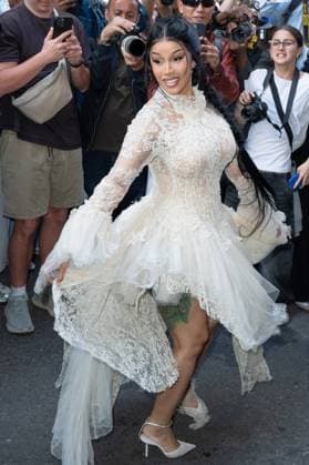 PFW Ashi Studio Arrivals AM Cardi B attending the Ashi Studio Haute Couture Fall Winter 2025 2026 show as part of Paris Fashion Week in Paris, France on July 08, 2025. Photo by Aurore Marechal ABACAPRESS.COM Paris France  Copyright: xMarechalxAurore ABACAx