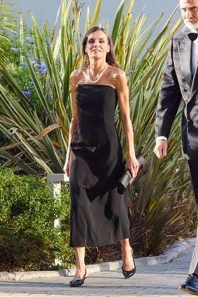 July 8, 2025, Madrid, Madrid, Spain: QUEEN LETIZIA of Spain attends the Luca de Tena , Mariano de Cavia and Mingote journalism awards 2025 at the ABC Madrid Spain - ZUMAc260 20250708_zep_c260_014 Copyright: xMikexChicorrox