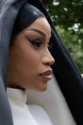 PFW - Stephane Rolland Outside Arrivals Cardi B attends the Stéphane Rolland Haute Couture Fall Winter 2025 2026 show as part of Paris Fashion Week on July 08, 2025 in Paris, France. Photo by Laurent Zabulon ABACAPRESS.COM Paris France  Copyright: xZabulonxLaurent ABACAx