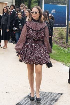 PFW - Chanel Outside Arrivals Laufey attends the Chanel Haute Couture Fall Winter 2025 2026 show as part of Paris Fashion Week on July 08, 2025 in Paris, France. Photo by ABACAPRESS.COM Paris France  Copyright: xABACAx