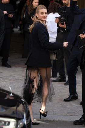 PFW - Georgio Armani Outside Arrivals A guest attends the Georgio Armani Haute Couture Fall Winter 2025 2026 show as part of Paris Fashion Week on July 08, 2025 in Paris, France. Photo by Laurent Zabulon ABACAPRESS.COM Paris France  Copyright: xZabulonxLaurent ABACAx