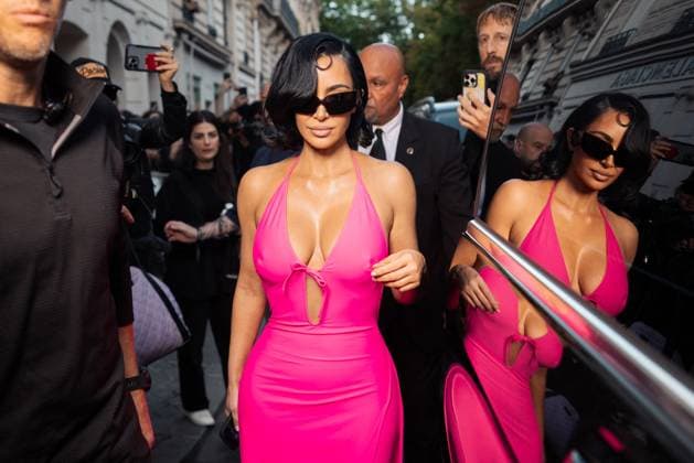Kim Kardashian leaves the Balenciaga fitting during Paris Fashion Week PFW on July 8, 2025 Da Silva Perusseau Bestimage Kim Kardashian leaves the Balenciaga fitting during Paris Fashion Week PFW on July 8, 2025 Paris France  Copyright: xTizianoxDaxSilvax xBestimagexTizianoxDaxSilvax xBestimagex