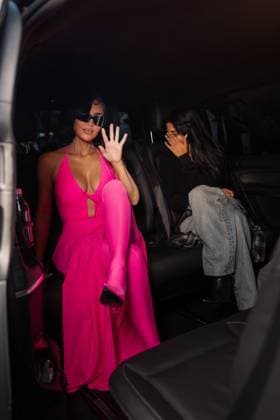 Kim Kardashian leaves the Balenciaga fitting during Paris Fashion Week PFW on July 8, 2025 Da Silva Perusseau Bestimage Kim Kardashian leaves the Balenciaga fitting during Paris Fashion Week PFW on July 8, 2025 Paris France  Copyright: xTizianoxDaxSilvax xBestimagexTizianoxDaxSilvax xBestimagex