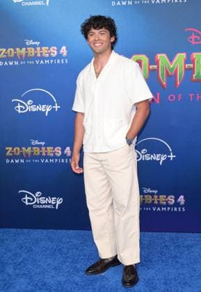 Zombies 4 Dawn of the Vampires Premiere - Los Angeles, USA LOS ANGELES, USA. July 08, 2025: Alexandro Byrd at the premiere for Disney s Zombies 4: Dawn of the Vampires . Los Angeles CA USA  Copyright: xPaulxSmith Featureflashx