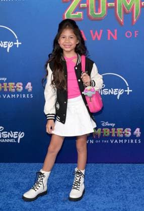Zombies 4 Dawn of the Vampires Premiere - Los Angeles, USA LOS ANGELES, USA. July 08, 2025: Maia Kealoha at the premiere for Disney s Zombies 4: Dawn of the Vampires . Los Angeles CA USA  Copyright: xPaulxSmith Featureflashx
