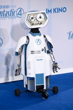 Robots H E R B I E at the fan event for the movie The Fantastic Four First Steps at Das Center Berlin, 08 07 2025 Foto:xN.xKubelkax xFuturexImagex fantastic_5815