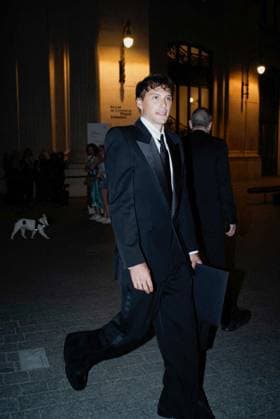 Cooper Koch leaving Yves Saint Laurents Le vestiaire des parfums dinner in Paris during Fashion Week on 8 July 2025 Jack Bussat Bestimage Yves Saint Laurent s Le vestiaire des parfums dinner in Paris during Fashion Week on 8 July 2025 Paris France  Copyright: xJackxBussatx xBestimagexJackxBussatx xBestimagex