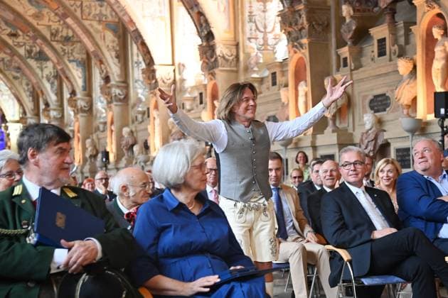 Juergen DREWS Saenger,Musician , Award of the Bavarian Order of Merit in the Antiquariat of the Residenz in Munich on 09 07 2025