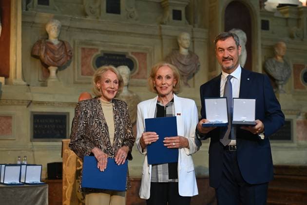 Alice and Ellen KESSLER The Kessler twins receive the Bavarian Order of Merit from Markus SOEDER State Premier of Bavaria and CSU Chairman Bavarian Order of Merit Award Ceremony in the Antiquariat of the Residence in Munich on 09 07 2025
