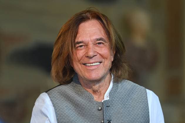 Juergen DREWS Saenger, musician, single picture, cropped single motif, portrait, portrait, portrait award Bavarian Order of Merit in the Antiquariat of the Residence in Munich on 09 07 2025