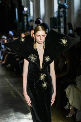 PFW - Juana Martin Runway A model walks the runway during the Juana Martin Haute Couture Fall Winter 2025 2026 show as part of Paris Fashion Week on July 08, 2025 in Paris, France. Photo by Shootpix ABACAPRESS.COM Paris France  Copyright: xShootpix ABACAx