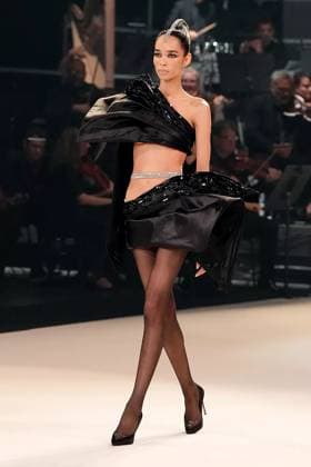 (250709) -- PARIS, July 9, 2025 -- A model presents a creation from the haute couture Fall-Winter 2025 2026 collections by Stephane Rolland during the Paris Haute Couture Week, in Paris, France, on July 8, 2025. ( Handout via Xinhua) FRANCE-PARIS-HAUTE COUTURE WEEK-STEPHANE ROLLAND MeetEurope 