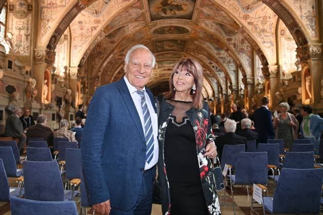 Franz Bulle ROTH Former professional soccer player with life companion Helena von Sarkozy Award of the Bavarian Order of Merit in the Antiquariat of the Residenz in Munich on 09 07 2025