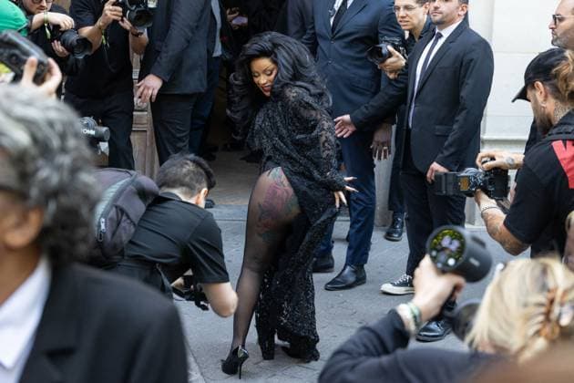 PFW Balenciaga Outside Arrivals NB Cardi B arriving at the Balenciaga show as part of Haute Couture Fashion Week on July 09, 2025 in Paris, France. Photo by Nasser Berzane ABACAPRESS.COM Paris France  Copyright: xBerzanexNasser ABACAx