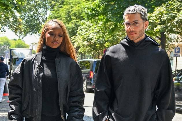 Justine Sky et Fai Khadra Arrivals and Exits of the Balenciaga Fall Winter 2025 2026 Haute Couture Collection show during Paris Fashion Week PFW , in Paris, France, on July 9, 2025 Yehiel Chekroune bestimage Arrivals and Exits of the Balenciaga Fall Winter 2025 2026 Haute Couture Collection show during Paris Fashion Week PFW , in Paris, France, on July 9, 2025 Yehiel Chekroune bestimage Paris France  Copyright: xYehielxChekrounex xBestimagexYehielxChekrounex xBestimagex