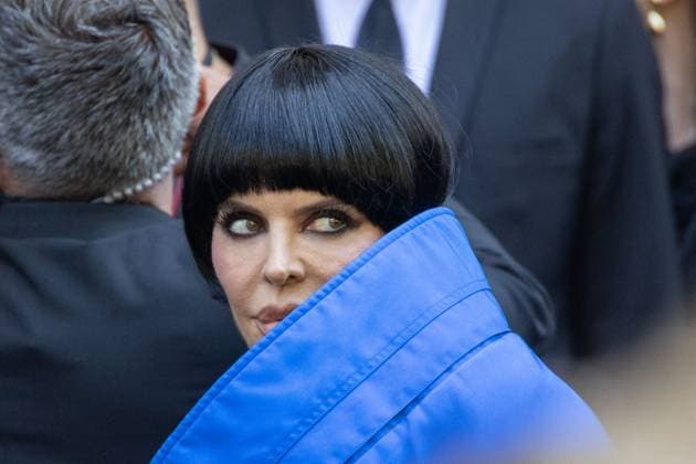 Bilder des Jahres 2025, Entertainment 07 Juli Entertainment Themen der Woche KW28 PFW Balenciaga Outside Arrivals NB Lisa Rinna arriving at the Balenciaga show as part of Haute Couture Fashion Week on July 09, 2025 in Paris, France. Photo by Nasser Berzane ABACAPRESS.COM Paris France  Copyright: xBerzanexNasser ABACAx
